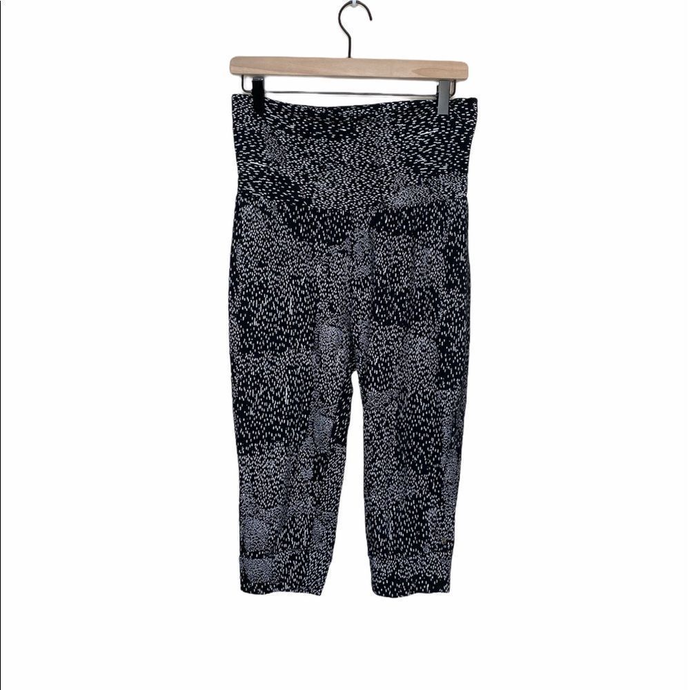 Fabletics Hamilton Speckledcrop Workout Pants - image 3